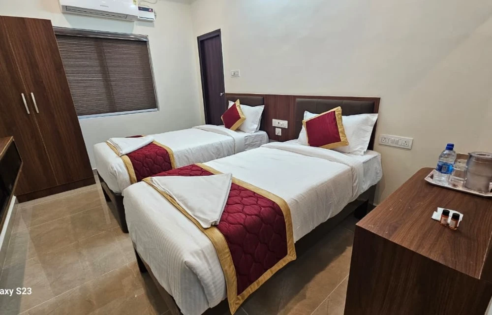 Hotel Roi Inn Sayana