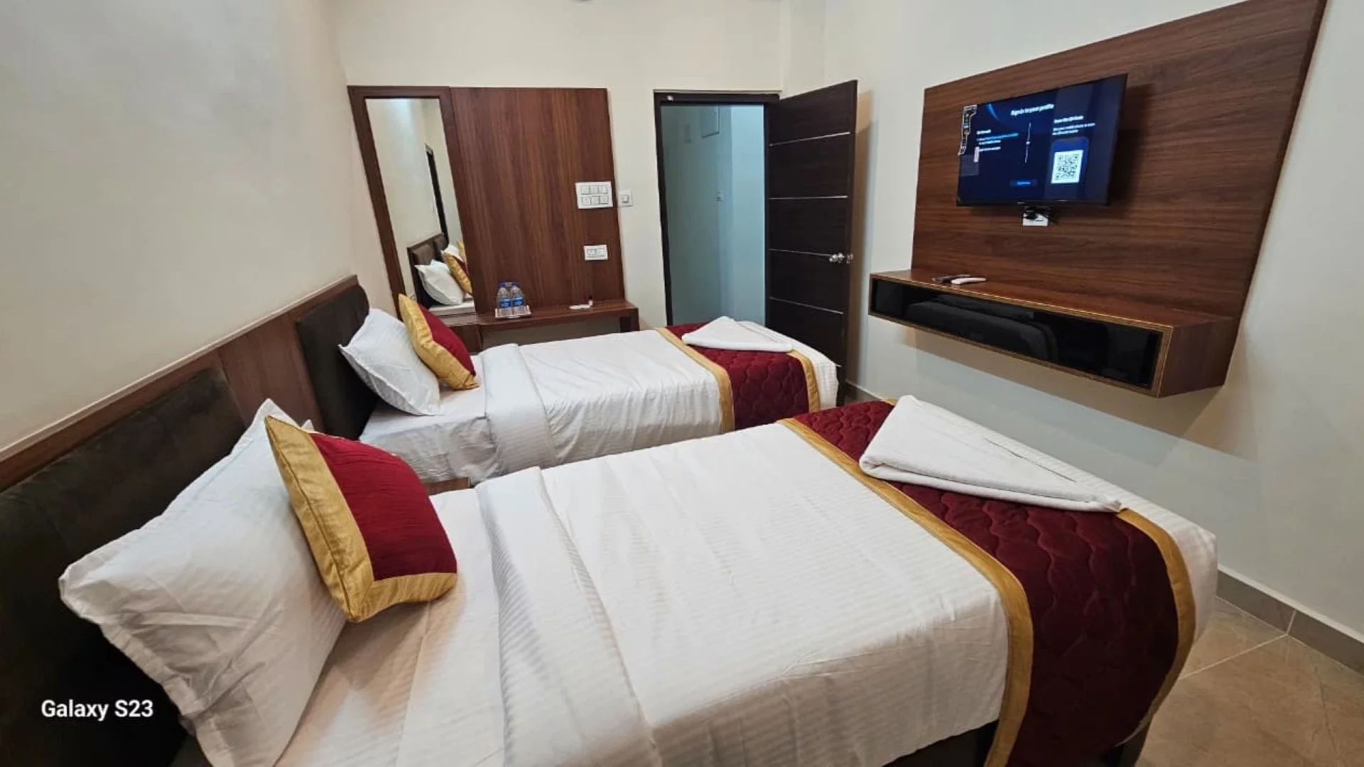 Hotel Roi Inn Sayana